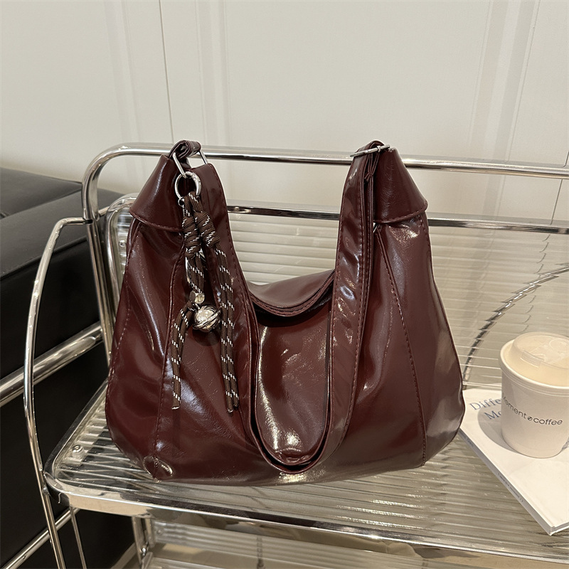 Women Bags For Airport - กระเป๋าสะพายไหล่ใบใหญ่สำหรับผู้หญิง เหมาะสำหรับการเดินทางเพื่อการพักผ่อน ดีไซน์ทันสมัยและใช้งานได้หลากหลาย