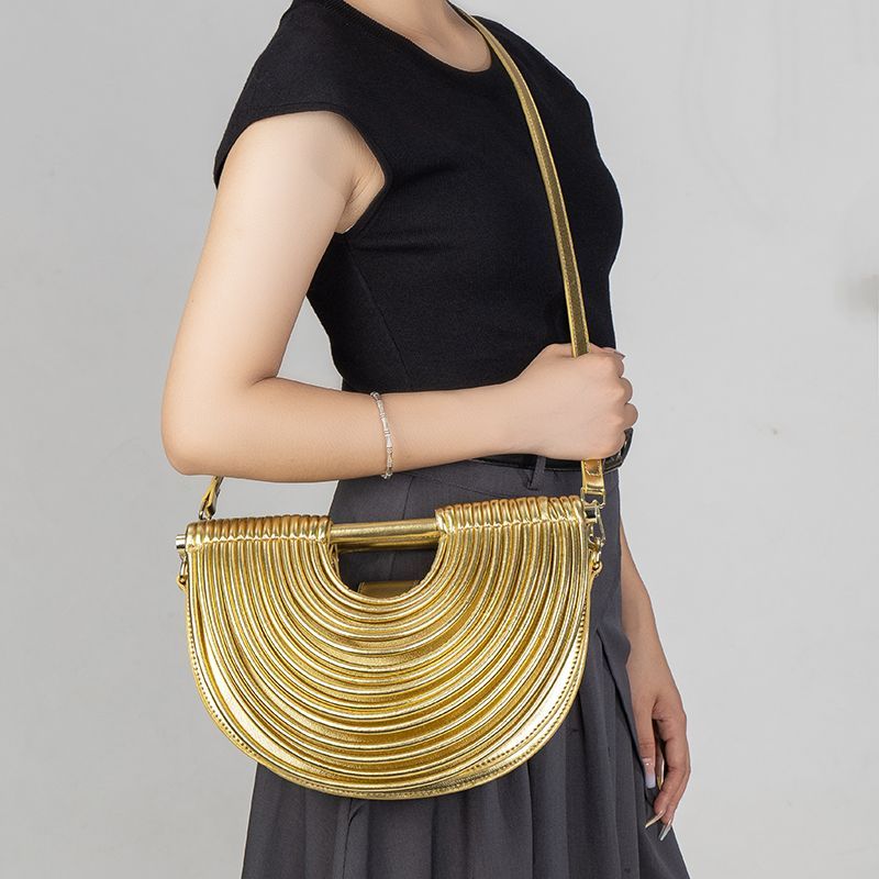Women Bags Amazon - กระเป๋าถือสานข้ามพรมแดนจาก Amazon กระเป๋าถือผู้หญิง แฟชั่นทันสมัย โดดเด่นมีเอกลักษณ์ กระเป๋าไม้ไผ่ระดับไฮเอนด์