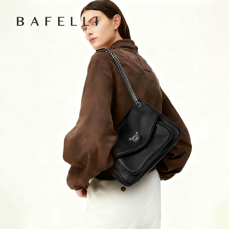 Women Bags For Airport - กระเป๋าถือ BAFELLI รุ่น Trendy Chained Tote