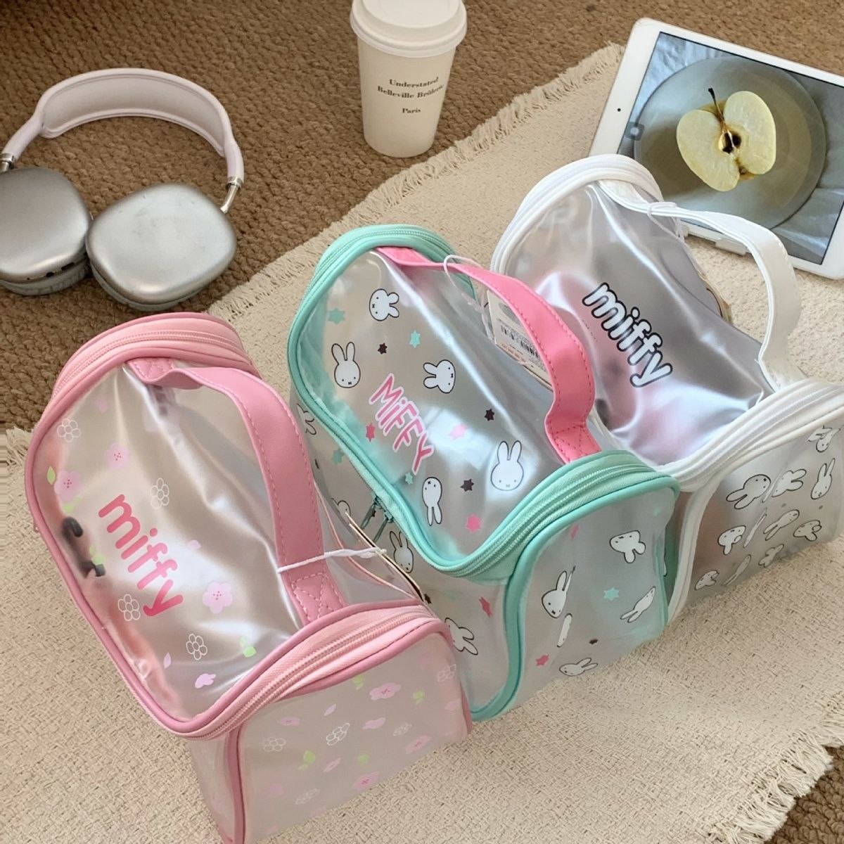 กระเป๋าเครื่องสำอางใสลายการ์ตู - Jelly Bag Clear Pvc บทวิจารณ์และราคา